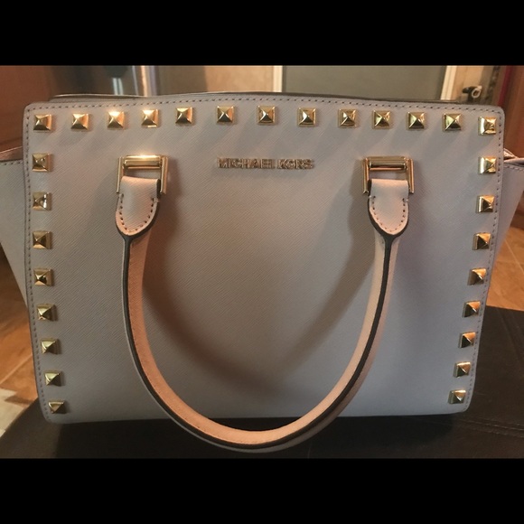 MICHAEL Michael Kors Handbags - Micheal Kors ❤️SOLD❤️